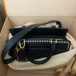Louis Vuitton Vosges MM Empreinte Noir Authentic